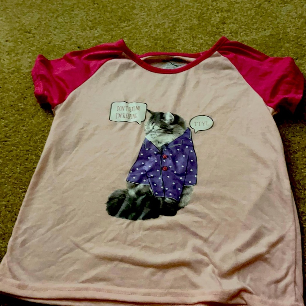 Girl pajama shirt large 10-12 in girls